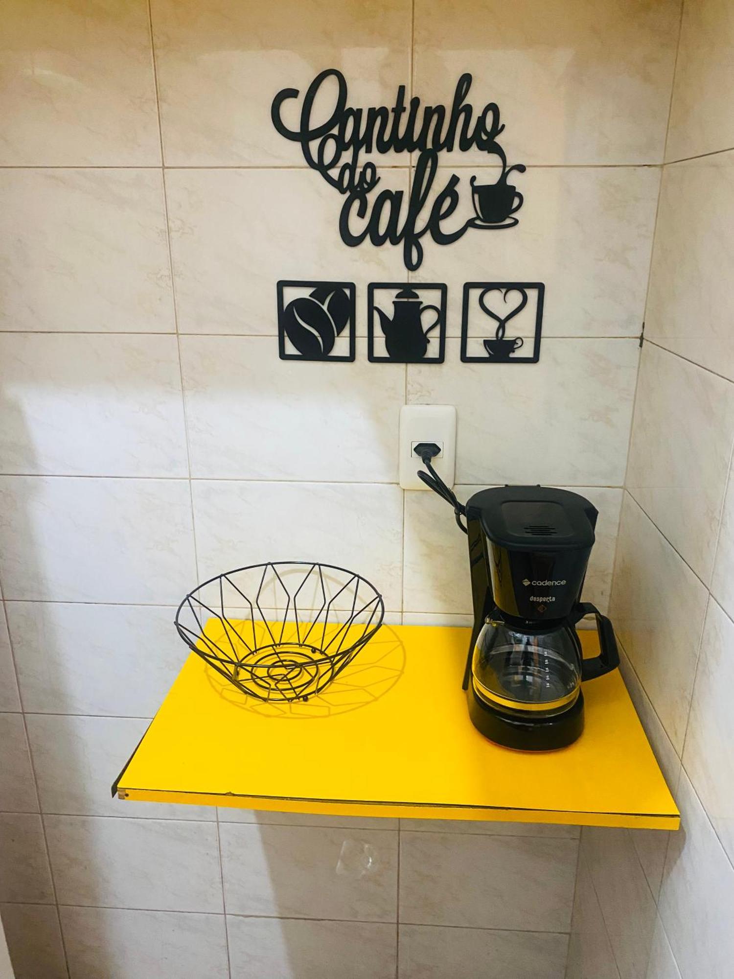 Apartamento Copacabana - 300m Da - Onibus Na Porta